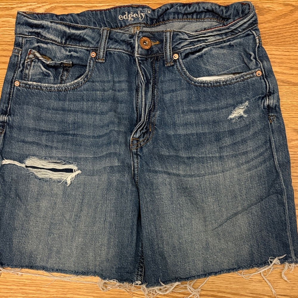 edge Distressed Denim Jean Shorts - Blue